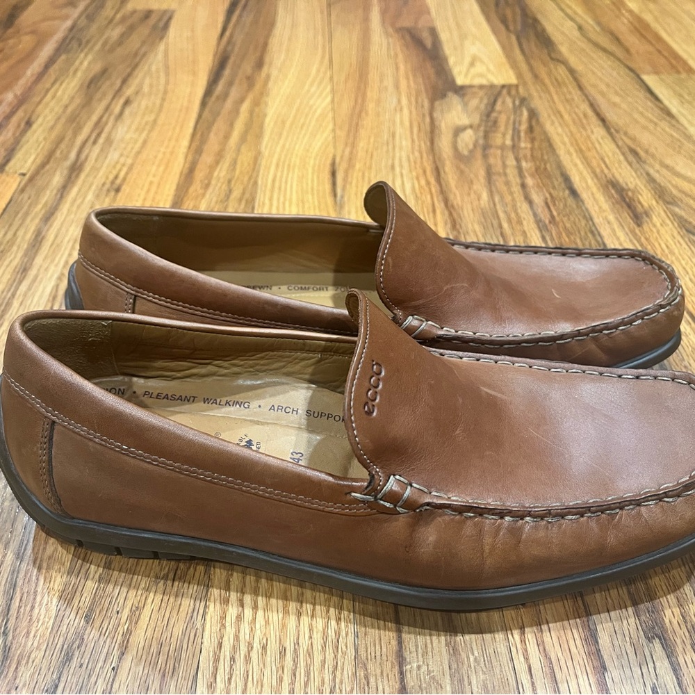 ECCO Brown Leather‎ Classic Slip On Loafer Shoes Men's Size 43 (9-9.5) US